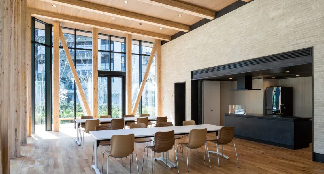 マンション共用棟1/内観