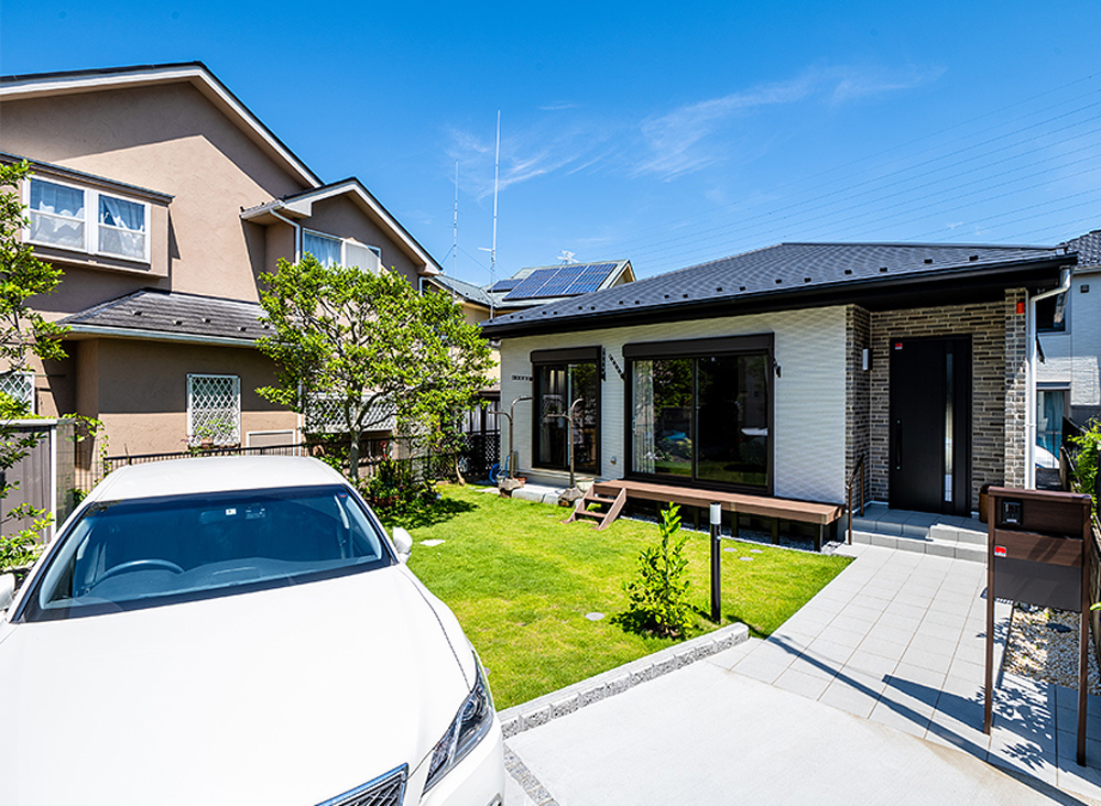 〈事例ご紹介〉短い動線でゆったりと暮らす、夫婦二人の平屋の住まい