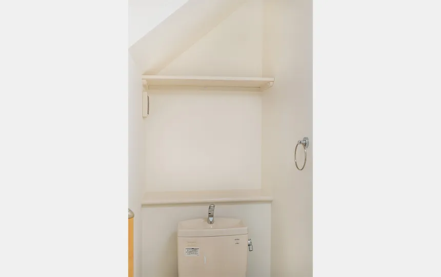 トイレの棚板