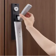 電気施錠用の「S型ハンドル」