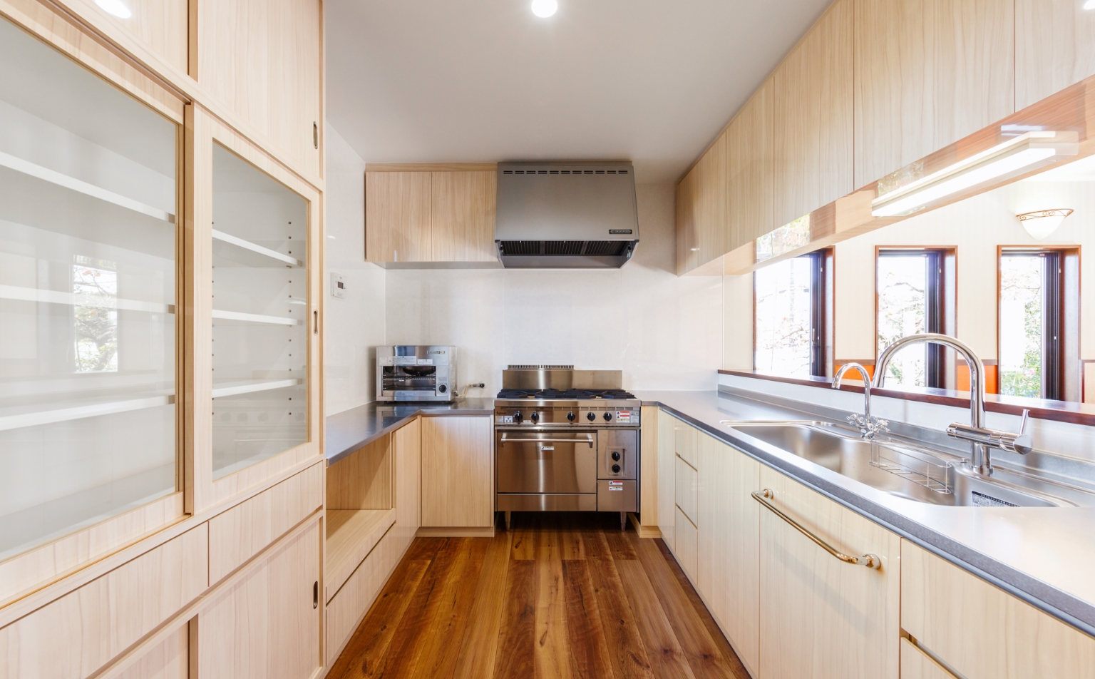 キッチンリフォーム後の部屋の写真