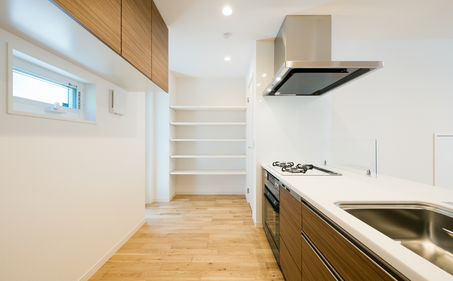 キッチンリフォーム後の部屋の写真
