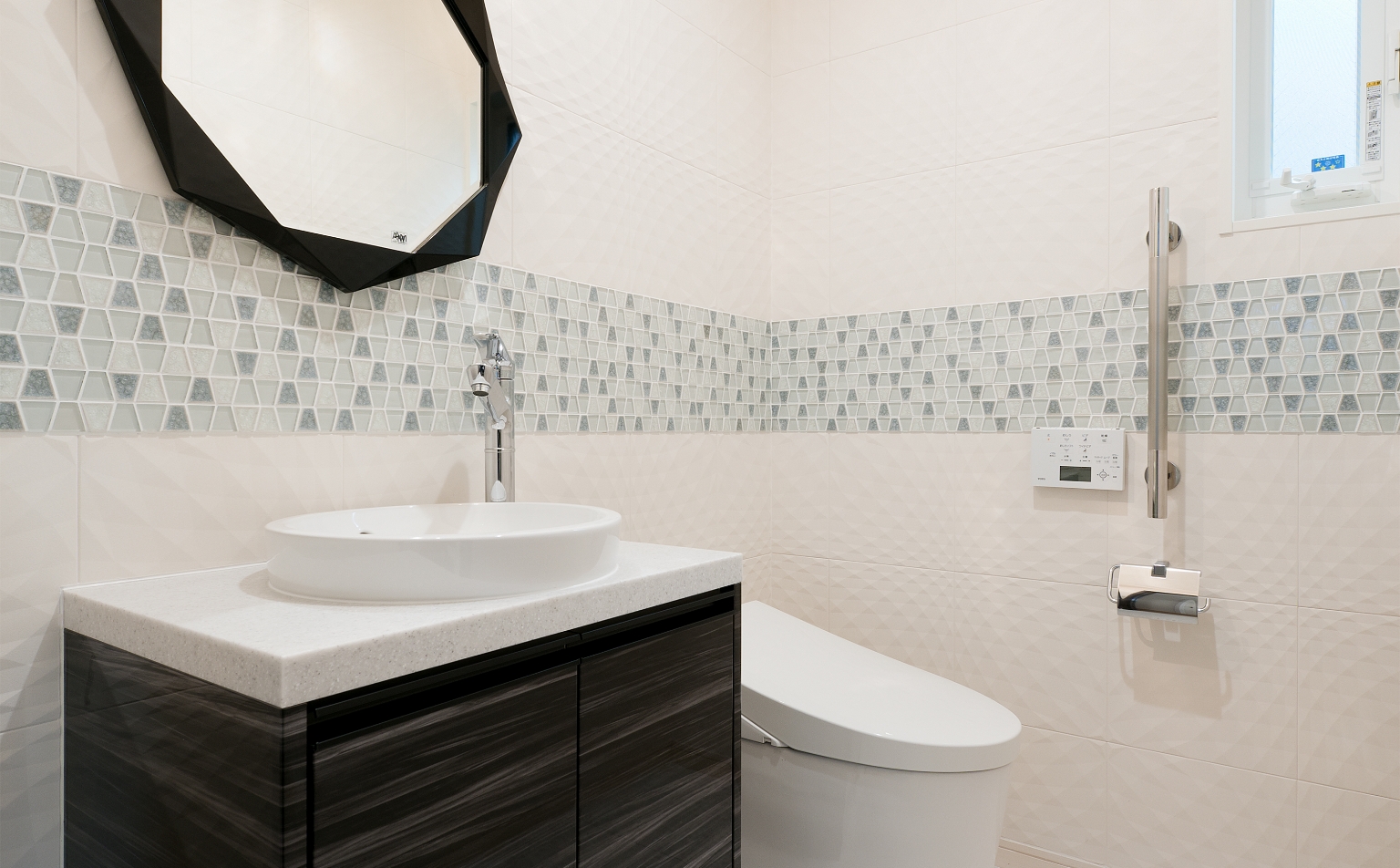 トイレリフォーム後の部屋の写真