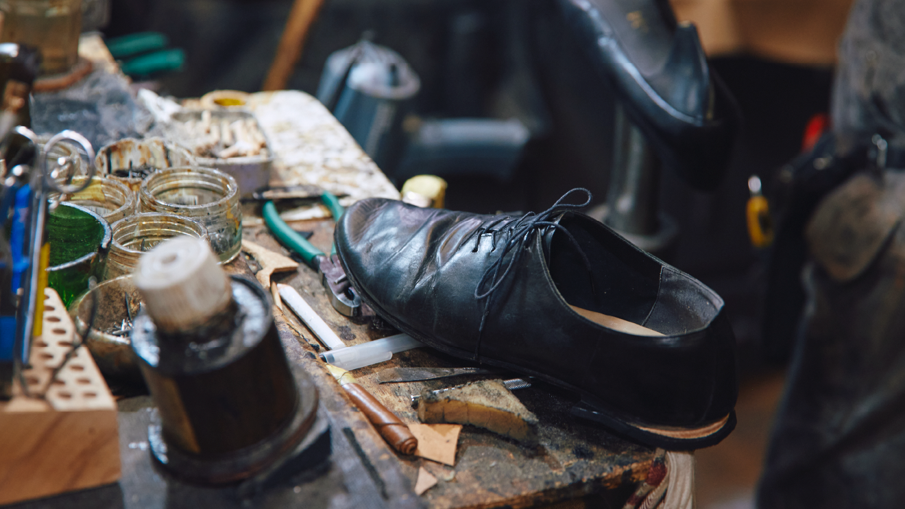 SMALL AXE SHOE REPAIR|靴の修理
