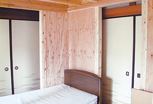 耐震シェルター「剛建」内側の様子1