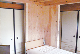 耐震シェルター「剛建」内側の様子2